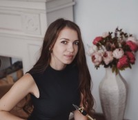 Крылова Яна Олеговна